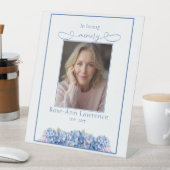 Blue Hydrangea In Loving Memory Tribute Remebrance Reclamebord Met Voetstuk (Insitu)