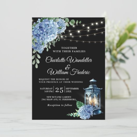 Blue Hydrangea Lantern Black Background Wedding Kaart (Staand voorkant)