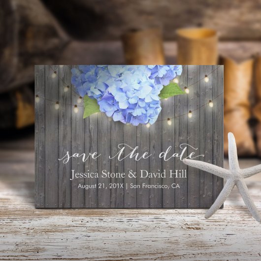 Blue Hydrangea & String Lights Wood Save the Date Aankondigingskaart