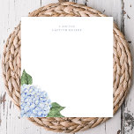 Blue Hydrangea Waterverf Bloom gepersonaliseerd Notitieblok<br><div class="desc">Dit prachtige pad is voorzien van een waterverf hortensia ontwerp in blauw. Voeg uw personalisatie toe met behulp van het formulier sjabloon. Als u het lettertype,  de stijl of de lay-out wilt wijzigen,  selecteert u de optie die u wilt bewerken met het ontwerpgereedschap.</div>