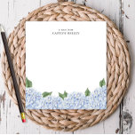 Blue Hydrangea Waterverf Border gepersonaliseerd Notitieblok<br><div class="desc">Dit prachtige notitieblok heeft een waterverf hortensia rand in het blauw. Voeg je personalisatie toe via het sjabloon formulier. Als u het lettertype,  de stijl of de indeling wilt wijzigen,  selecteert u de optie "Verder aanpassen".</div>