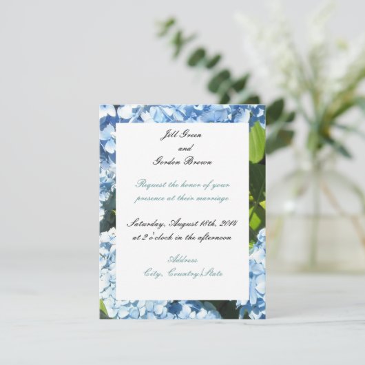 Blue Hydrangea Wedding Invitation Kaart (Staand voorkant)