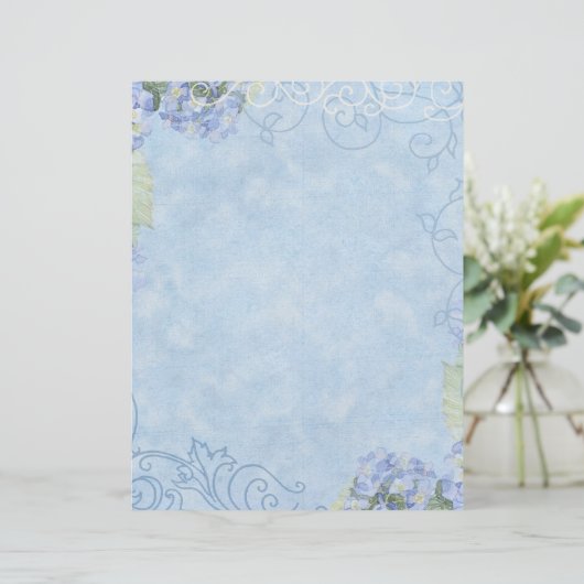 Blue Hydrangeas, Butterfly & Swirl Modern Floral (Staand voorkant)