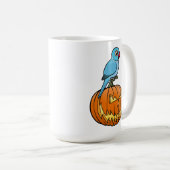 Blue Indian Ringneck on Pumpkin Halloween Koffiemok (Voorkant rechts)