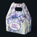 Blue Iris Floral Birthday Cake Favor Box Bedankdoosjes<br><div class="desc">Blauwe Iris Floral Wedding/Birthday Cake Favor Boxes,  met volledig  naam. Ontworpen van een van mijn waterverf schilderijen.</div>