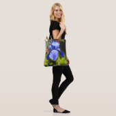 Blue Iris Tote Bag (Op model)
