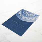 Blue Lace Mandala Wedding Folie Uitnodiging (Gedraaid)