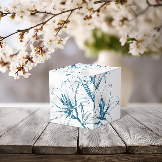 Blue Lily Outline Wedding Favoriete Box Bedankdoosjes