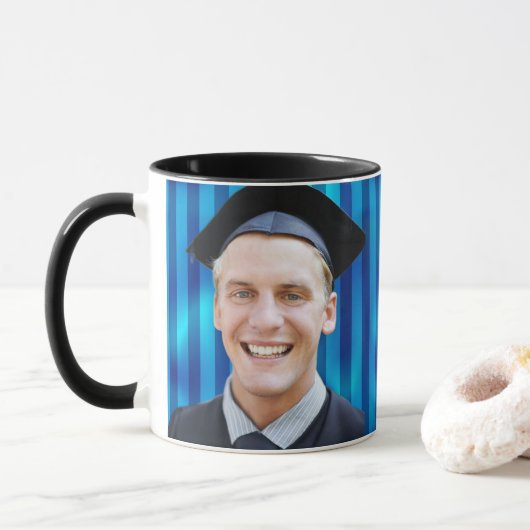 Blue Line Pattern Editable Portrait Men Graduation Mok (Met donut)