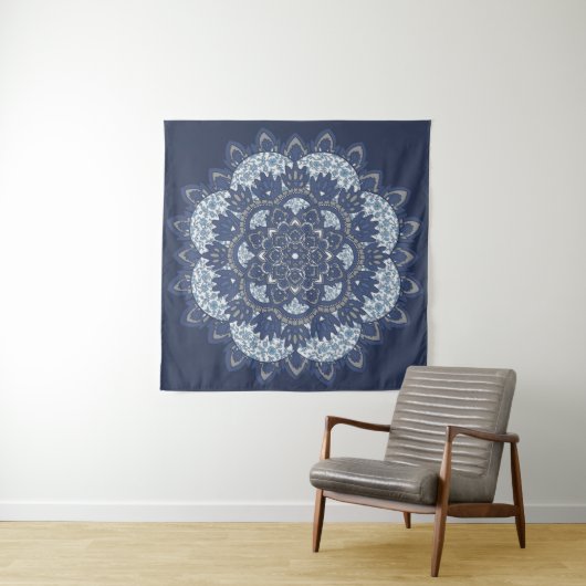 Blue Mandala Tapestry Wandkleed (In situ)