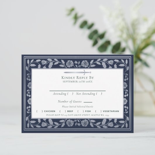 Blue Medieval Sword Wedding RSVP Enclosure Kaart (Staand voorkant)