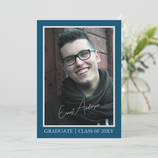 Blue Modern Photo Afstuderen Afstuderen Aankondigi Kaart (Staand voorkant)