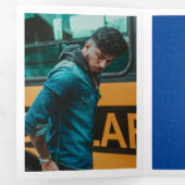 Blue Modern Textured Photo Afstuderen Drieluik Uitnodiging (Binnenzijde eerst)