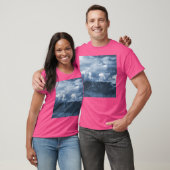 Blue Moonlight Fantasy Rugged Mountains met drama T-shirt (Unisex)
