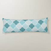 Blue Moroccan Trellis, Latticework, Quatrefoil Lichaamskussen (Achterkant)