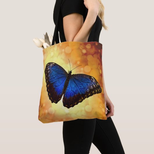 Blue Morpho Butterfly op Bokeh Gold Tote Bag (Dichtbij)