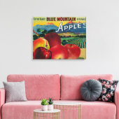 Blue Mountain Apple Crate LabelCove, OF Canvas Afdruk (Insitu (Woonkamer))