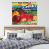 Blue Mountain Apple Crate LabelCove, OF Canvas Afdruk (Insitu (Slaapkamer))