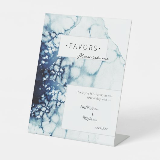 Blue Nautical Destination Wedding Favors Reclamebord Met Voetstuk (Voorkant)