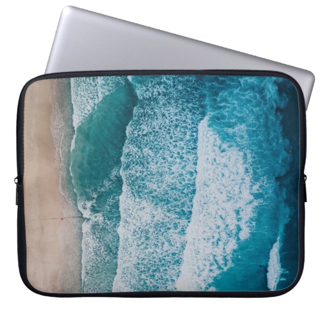 Blue Ocean Waves Sandy Beach Laptop Sleeve (Voorkant)