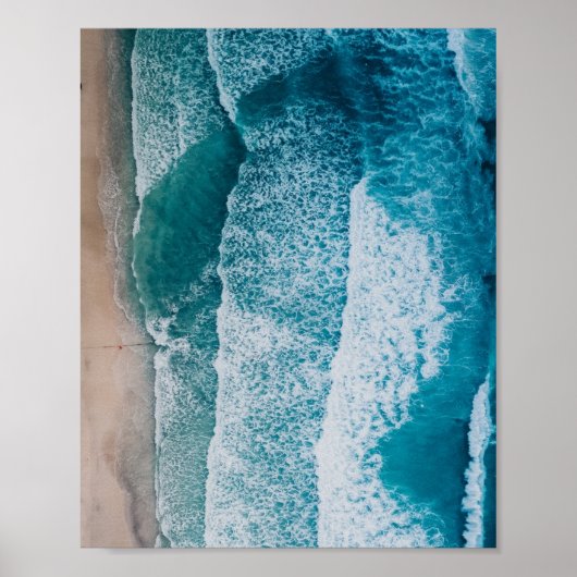 Blue Ocean Waves Sandy Beach Poster (Voorkant)