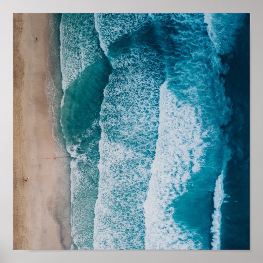 Blue Ocean Waves Sandy Beach Poster (Voorkant)