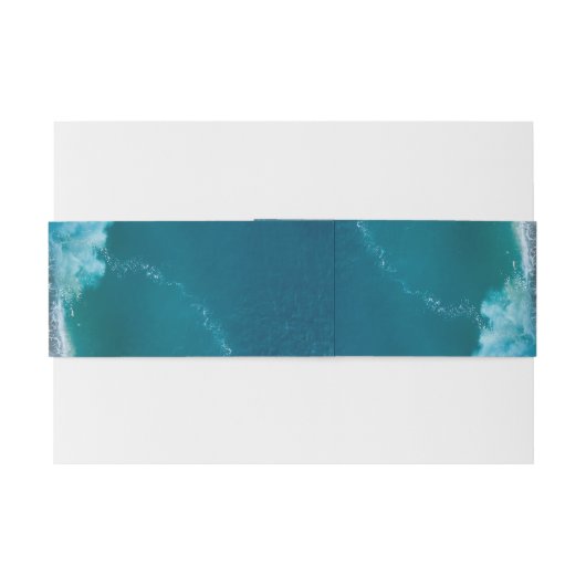 Blue Ocean Waves Tropical Beach Monogram Huwelijk Uitnodigingen Wikkel (Achterkant Voorbeeld)