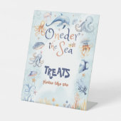 Blue Oneder the sea 1st birthday Treats Reclamebord Met Voetstuk (Voorkant)