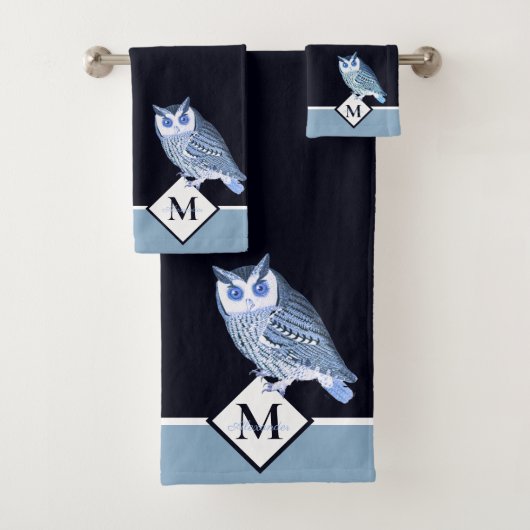 Blue Owl Grey Monogram name Bad Handdoek (Insitu)