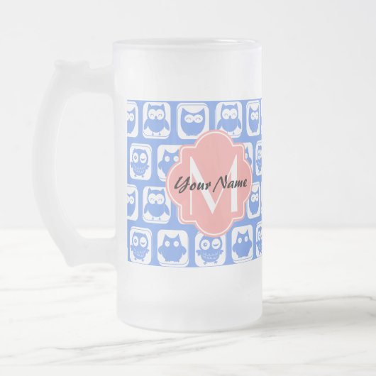 Blue Owl Pattern Coral Monogram Persoonlijke naam Matglas Bierpul (Links)