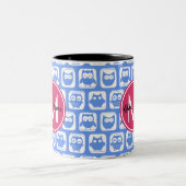 Blue Owl Pattern roze Aangepast monogram aangepast Tweekleurige Koffiemok (Center)