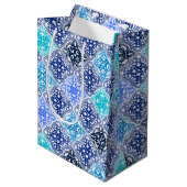 Blue Painted Moroccan Tegel Pattern Medium Cadeauzakje (Voorkant Gekanteld)