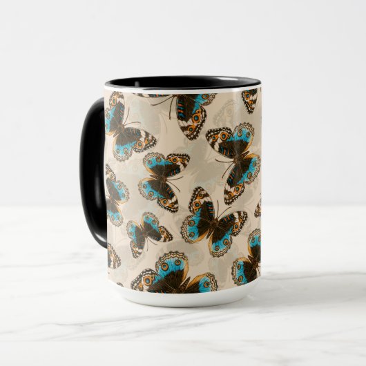 Blue Pansy Butterfly-patroon op wit Mok (Voorkant links)