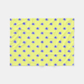 Blue Pansy on Yellow - Fleece Blanket (Voorkant (Horizontaal))