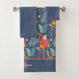 Blue Parrot Tropical Monogram Solid Blue Bad Handdoek