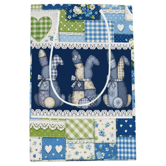Blue Patchwork Bunnies  Medium Cadeauzakje (Voorkant)