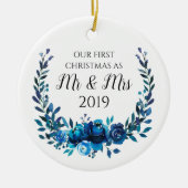 Blue Peonies First Kerstmis als Mr & Mrs. Keramisch Ornament (Voorkant)