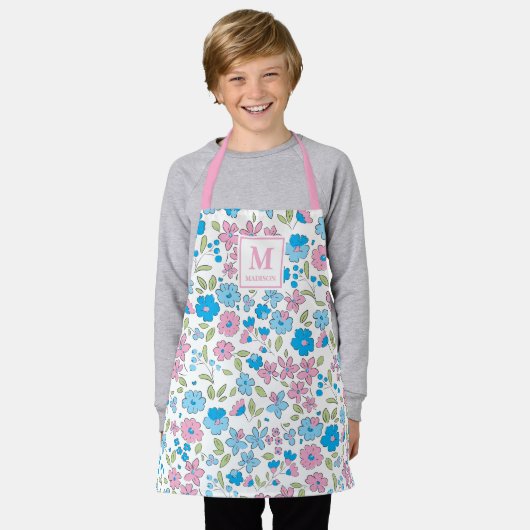 Blue Pink Floral Monogram Apron Schort (Gedragen)
