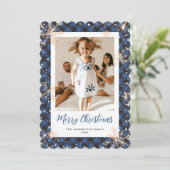 Blue Plaid Sparkly Snowflake Foto Vrolijk Kerstmis Feestdagenkaart (Staand voorkant)