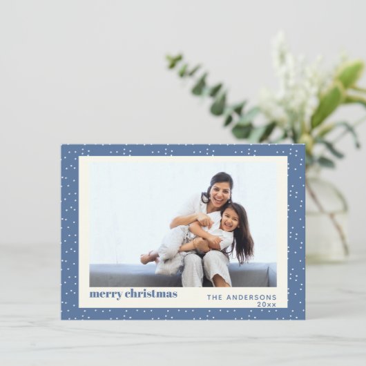 Blue Polka Dot Snow Simple Holiday-fotokaart Feestdagenkaart (Staand voorkant)