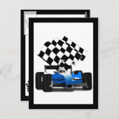 Blue Race-auto met gecheckte vlag Briefkaart (Voorkant / Achterkant)
