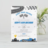 Blue Racing Car verjaardagsfeestje uitnodiging (Staand voorkant)