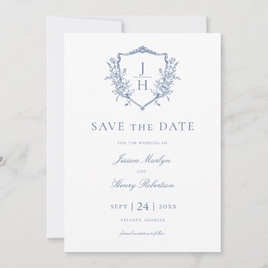 Blue Regency Floral Crest Monogram Huwelijk Save The Date (Voorkant)