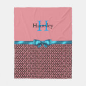 Blue Ribbon Bow Black Chandelier Damask Monogram Fleece Deken (Voorkant)