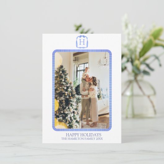 Blue Ribbon Monogram Foto Grandmillennial Feestdagenkaart (Staand voorkant)