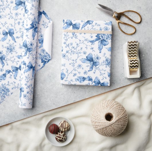 Blue Ribbons and Bows Toile Coquette Pattern  Cadeaupapier (Crafts)