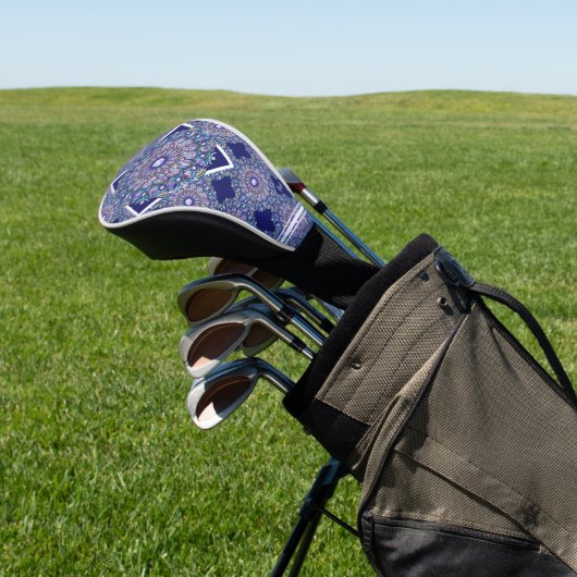 Blue Rosace Golfheadcover (Insitu)