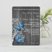 Blue Rustic Butterfly Wedding Uitnodiging (Staand voorkant)