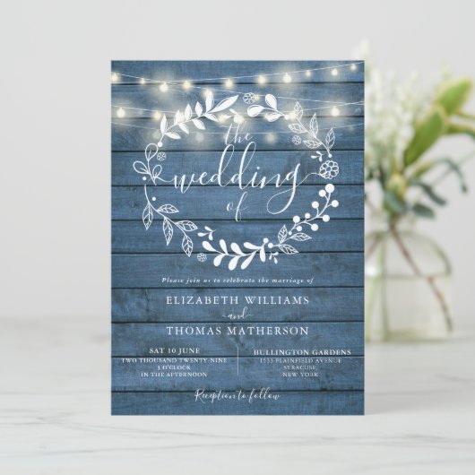 Blue Rustic Wood Floral String Lights Wedding Kaart (Staand voorkant)