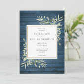 Blue Rustic Wood Greenery Country Weddenfoto Kaart (Staand voorkant)